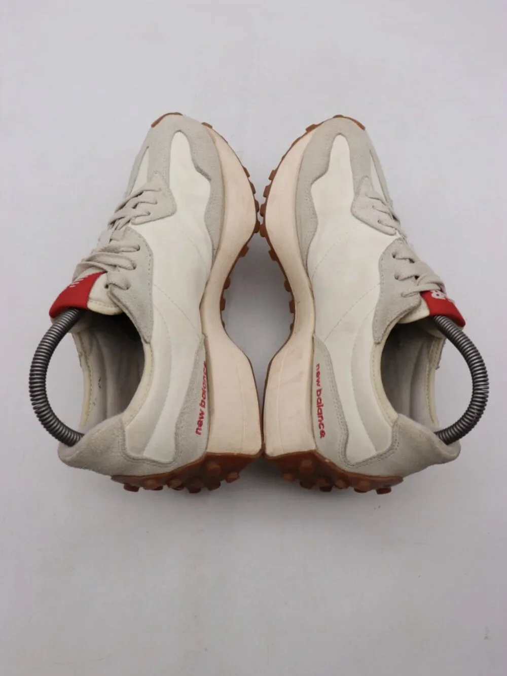 New Balance 327 Women's Size 8 B Moonbeam Astro Dust Suede Sneakers U327LV